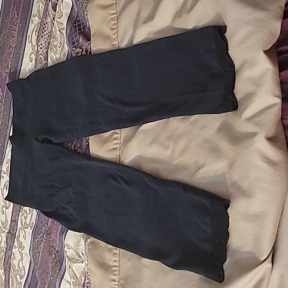 5/$25 American Rag Cie black women's leggings with lace at bottoms Size XS